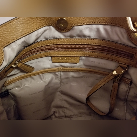 Michael Kors Pebbled Leather Shoulder Bag - Picture 5 of 7